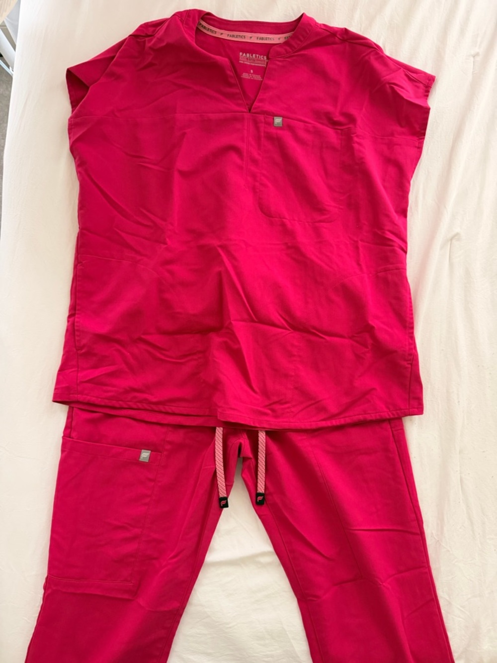 Fabletics Scrub Top & Pants Set